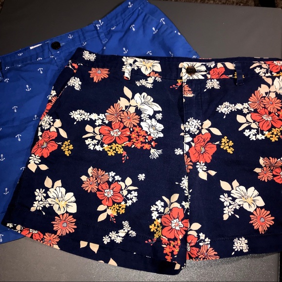 Old Navy Pants - Multiple Old Navy shorts size 12, Anchors & floral